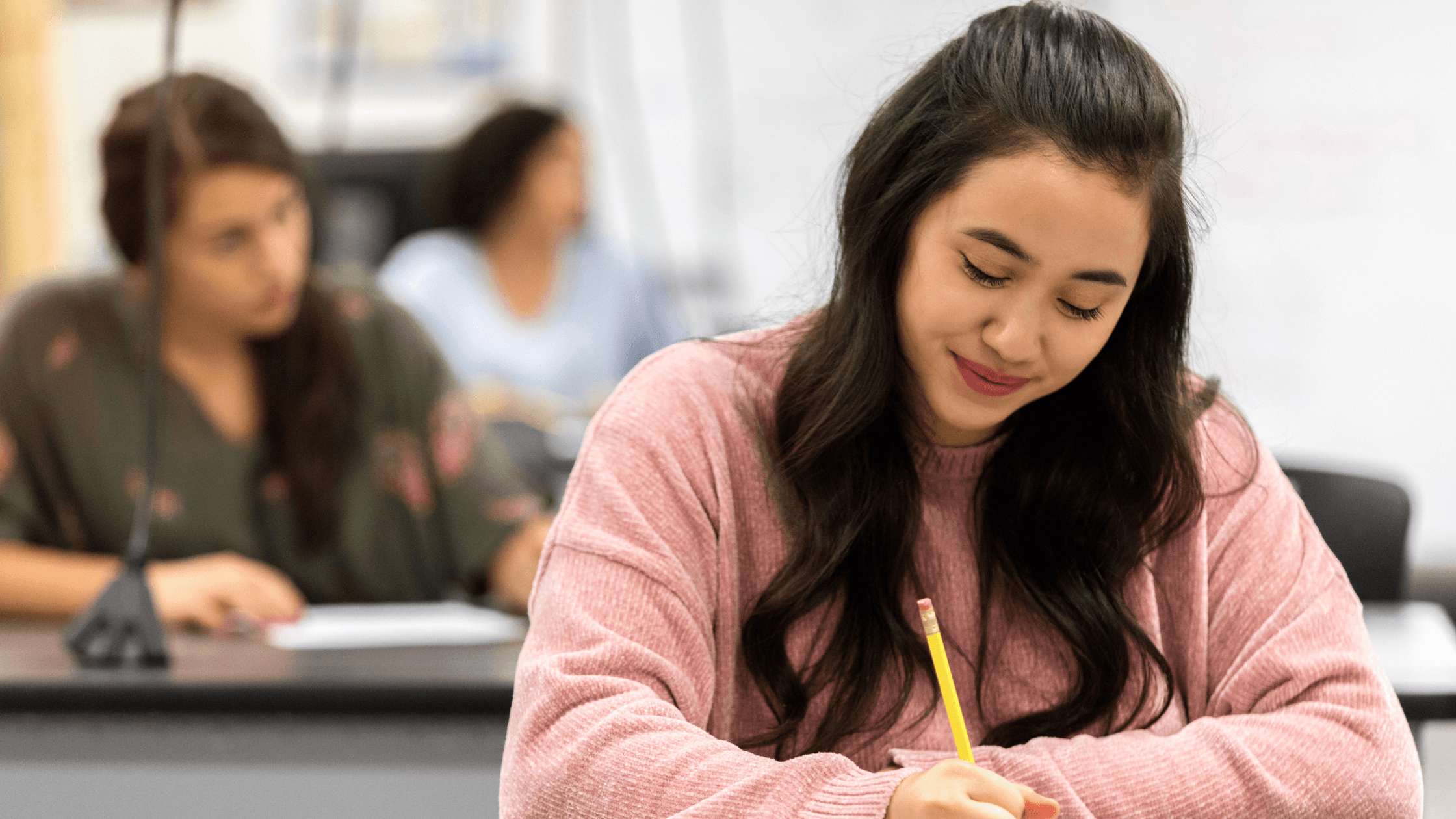 How To Answer Harvard's 2025/26 Supplemental Essays: Tips & Insights