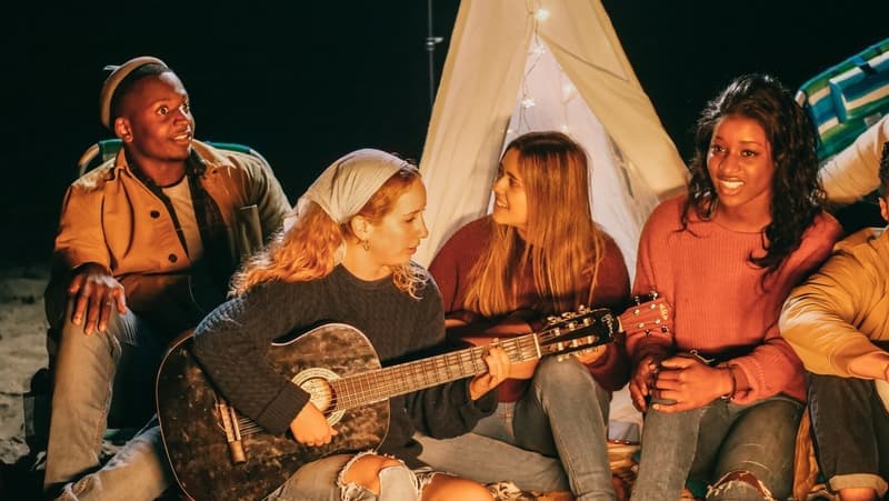 extracurriculars are important because it exposes you to social opportunities